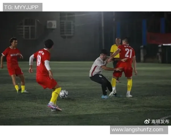 cq9足球明星带你领略足球的魅力与激情,畅享游戏中的精彩瞬间与乐趣 cq9足球明星带你领略足球的魅力与激情,畅享游戏中的精彩瞬间与乐趣