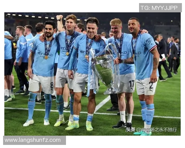 足球明星财富揭秘:他们的收入来源与奢华生活方式的背后故事 足球明星财富揭秘:他们的收入来源与奢华生活方式的背后故事