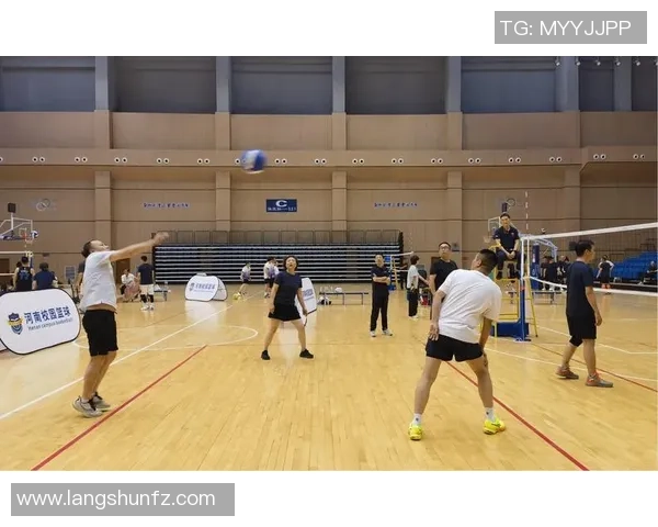 重庆排球队在精英赛中的节奏表现分析与未来展望 重庆排球队在精英赛中的节奏表现分析与未来展望